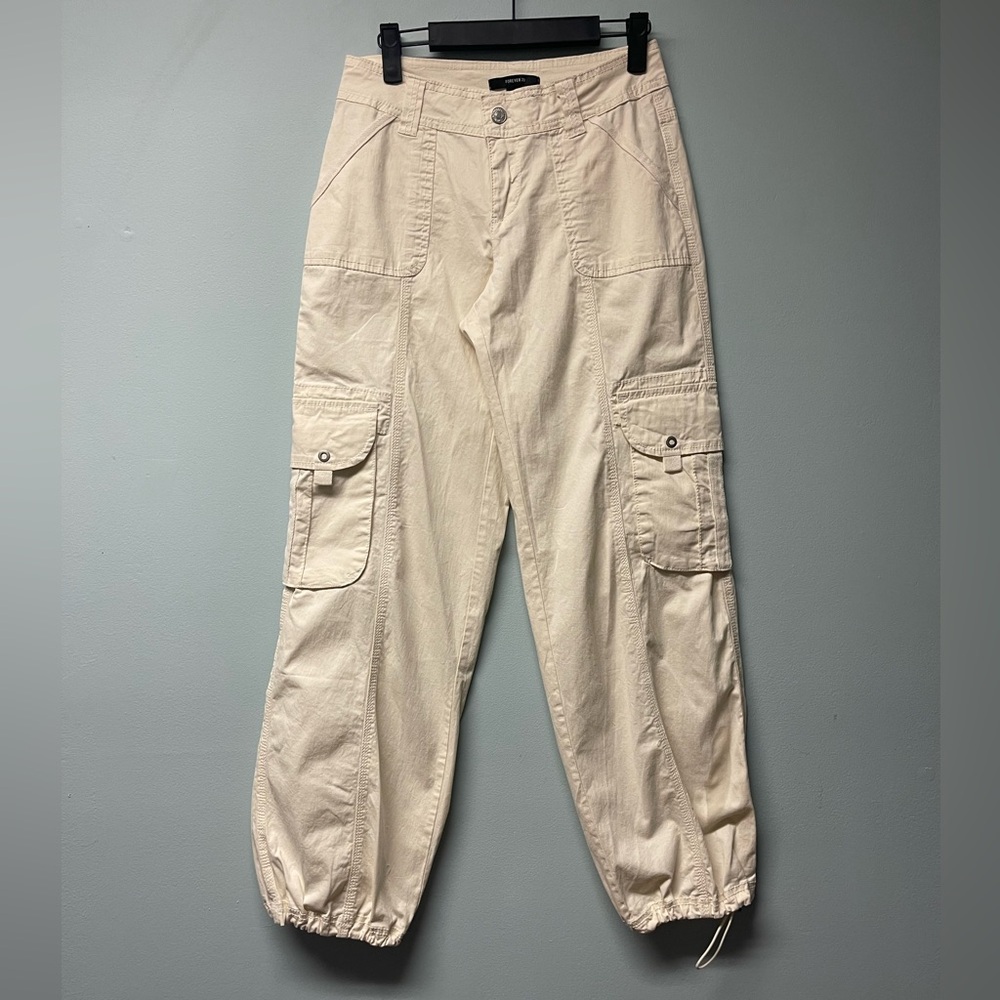 Forever 21 Beige Cargo Pants